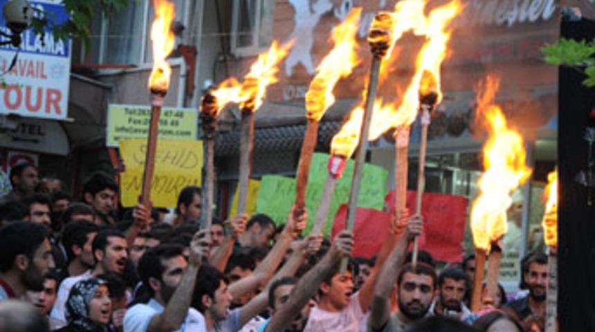 Denizli'de izinsiz g&ouml;steriye m&uuml;dahale