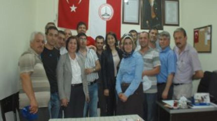 Ulema: Hastanelerde işitme engelliler i&ccedil;in yardımcı personel olacak