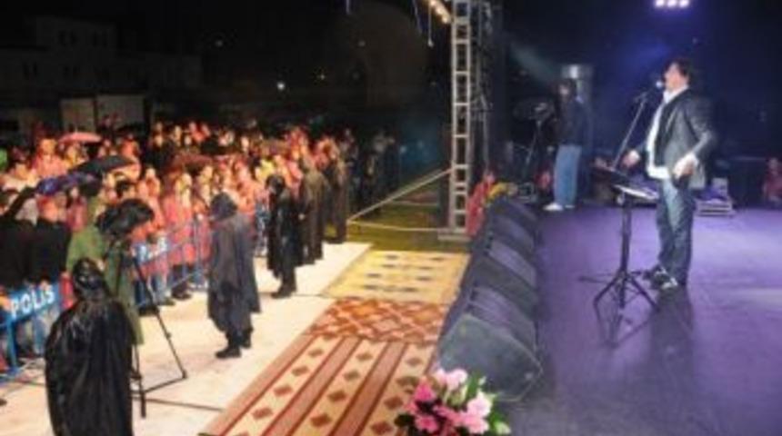 Kubat&rsquo;la final yaptı