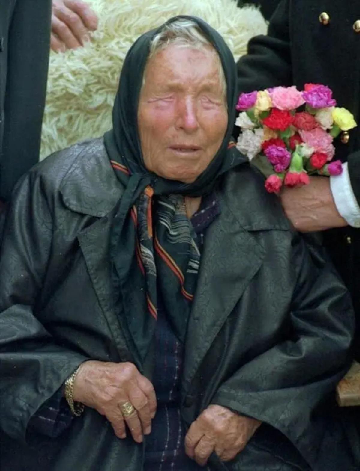 İki kehaneti gerçekleşti denildi! Baba Vanga nın kasım ayı için söyledikleri korkuttu 1