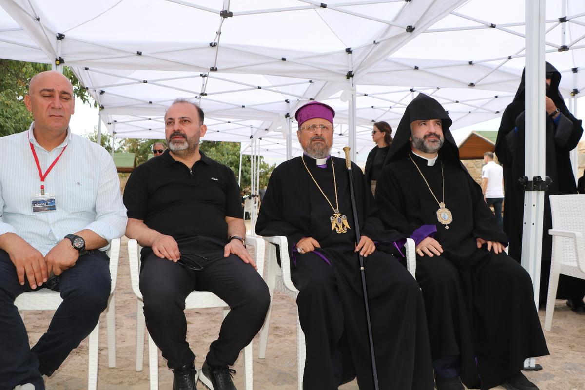 1100 yıllık tarih: Yılda sadece bir kez ibadete açılıyor! 5
