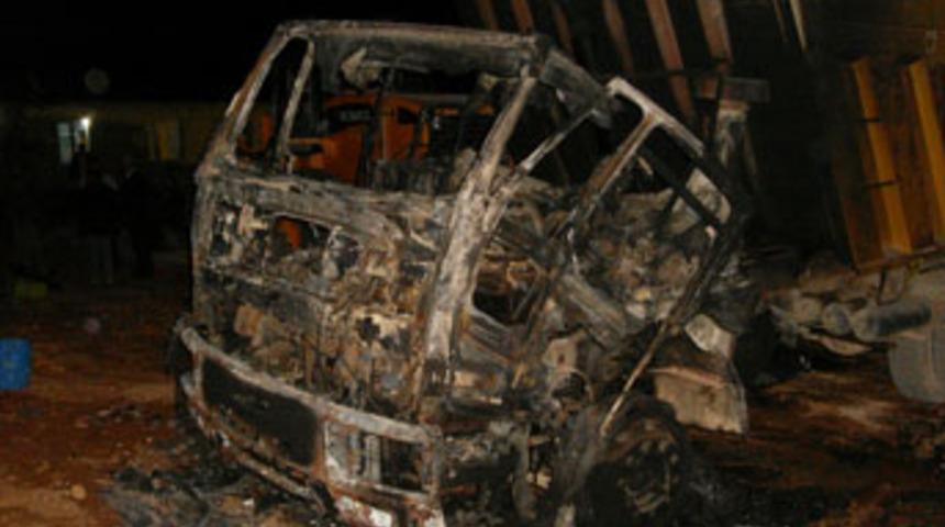 PKK'lılar taş ocağını bastı