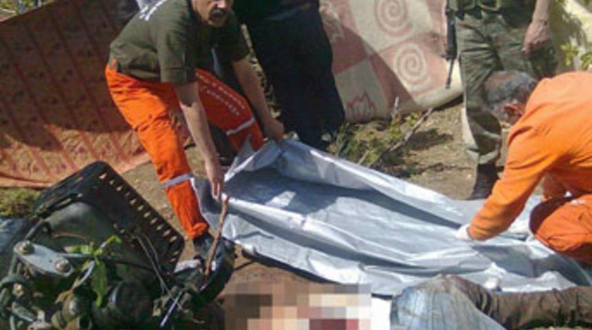 "Pat pat" aracına sıkışan gen&ccedil; &ouml;ld&uuml;