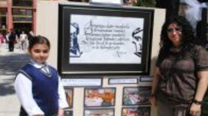 Atat&uuml;rk ilk&ouml;ğretim el emeğini sergiledi