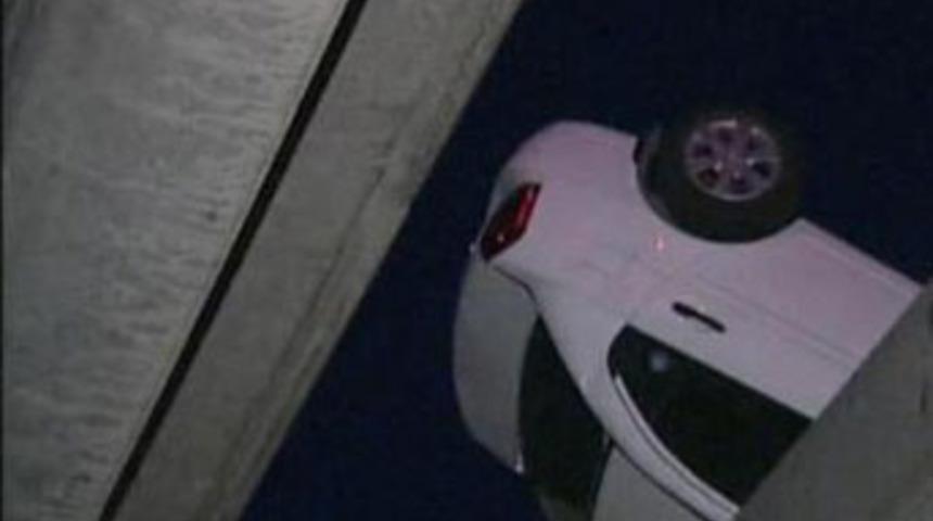 &Uuml;sk&uuml;dar'da kaza; 4 yaralı