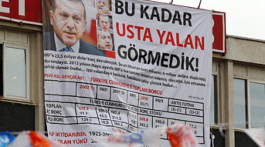 Aydın'da AK Parti-MHP pankart gerginliği