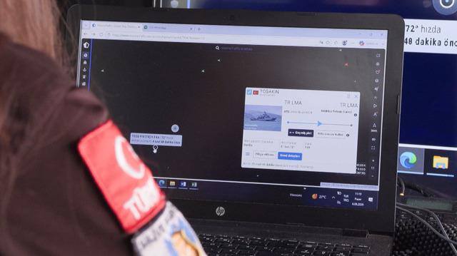 5. g&uuml;ne girildi! Silivri&rsquo;de batan geminin m&uuml;rettebatı i&ccedil;in bekleyiş s&uuml;r&uuml;yor 1