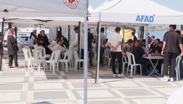 5. g&uuml;ne girildi! Silivri&rsquo;de batan geminin m&uuml;rettebatı i&ccedil;in bekleyiş s&uuml;r&uuml;yor 2