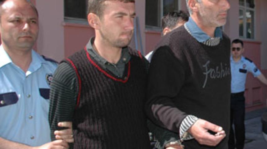 Cinayet zanlısı G&uuml;rc&uuml;ler adliyeye &ccedil;ıkarıldı