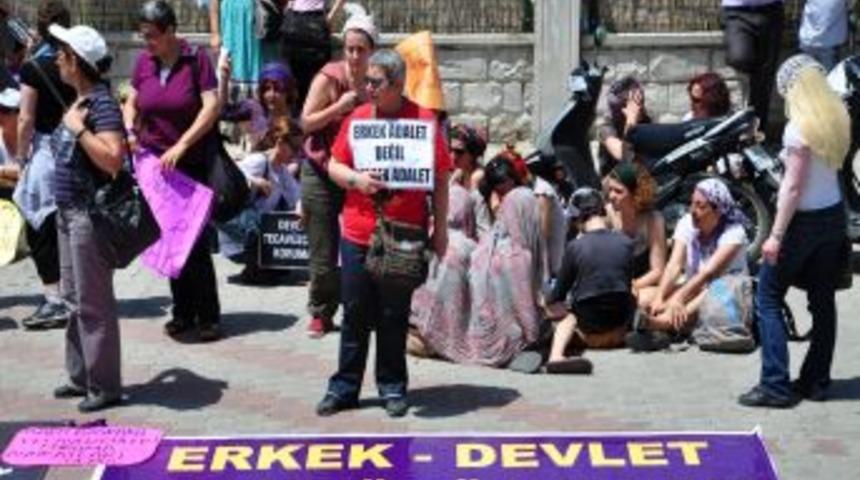 Fethiye&rsquo;de toplu tecav&uuml;z davasının duruşmasına devam edildi