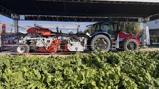 TÜBİTAK desteğiyle pancar hasat makinesi ürettiler