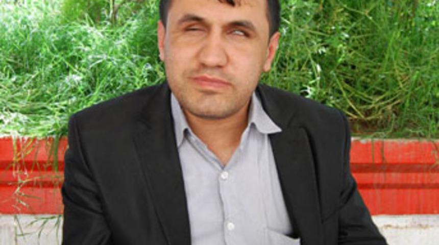 Akdağ'dan Batmanlı engelliye &ouml;z&uuml;r telefonu