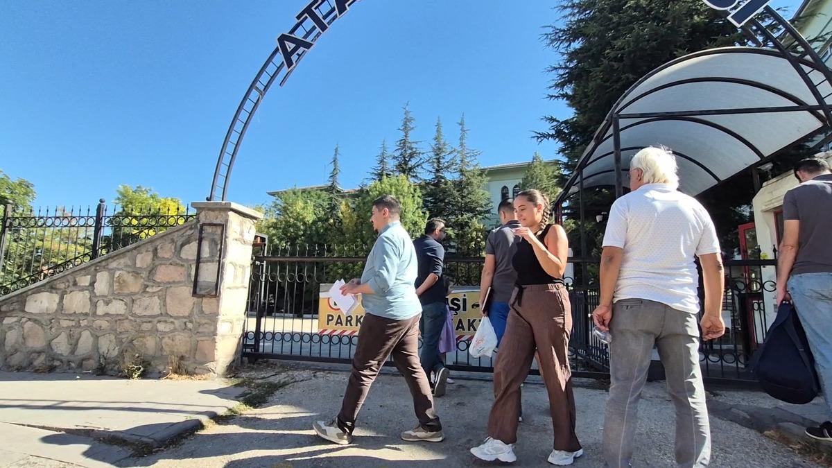 KPSS’de saniyelerle yarış! Yalın ayak koştu yetişemedi 4
