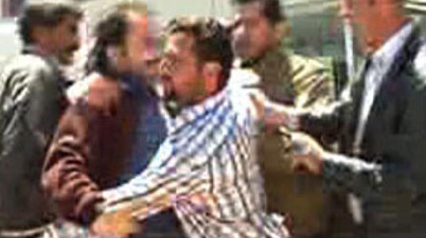 Adliye önünde kavga; 1 ölü