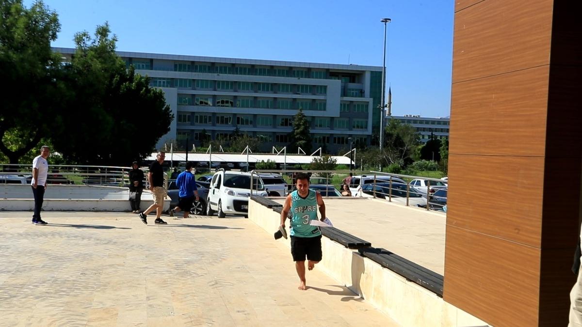 KPSS’de saniyelerle yarış! Yalın ayak koştu yetişemedi 6