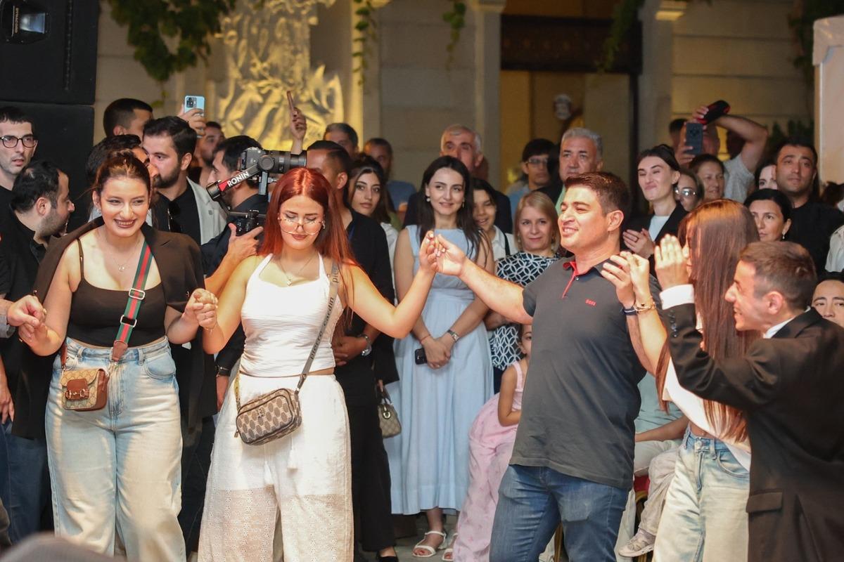 Şanlıurfa nın kültürü Bakü de gönülleri buluşturdu 4