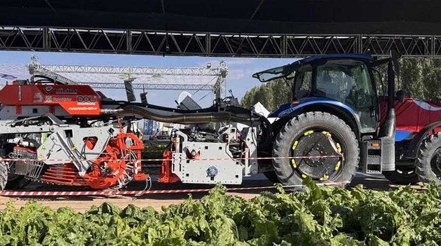 T&Uuml;BİTAK desteğiyle pancar hasat makinesi &uuml;rettiler