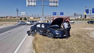 Çorum’da iki otomobil çarpıştı: 5 yaralı