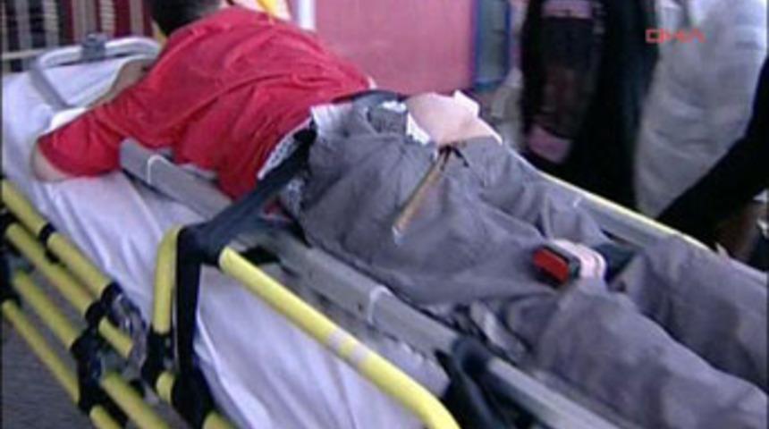 Kalçasındaki demirle hastaneye getirildi