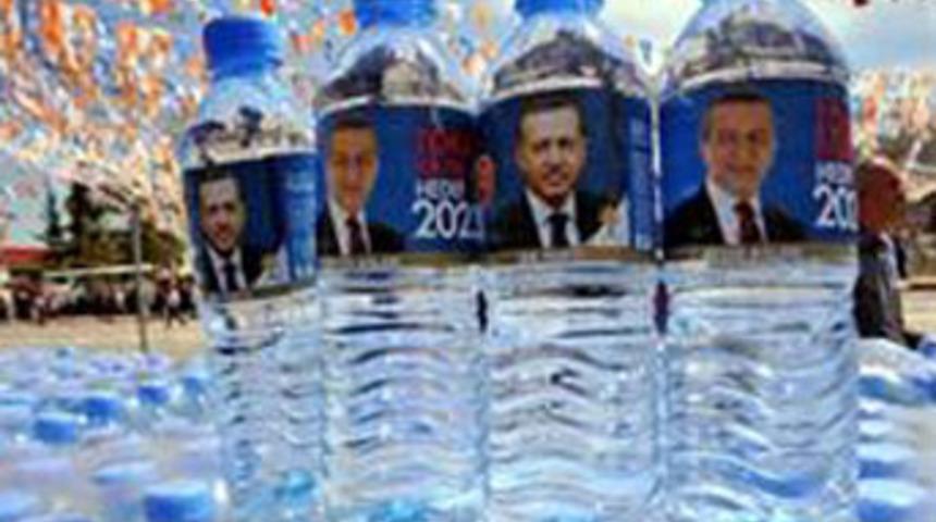 Vekil adayı reklamın "su"yunu &ccedil;ıkardı
