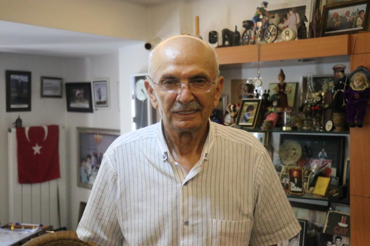 Hepsi tavan arasından çıktı: Dışardan ev içerden müze! 4