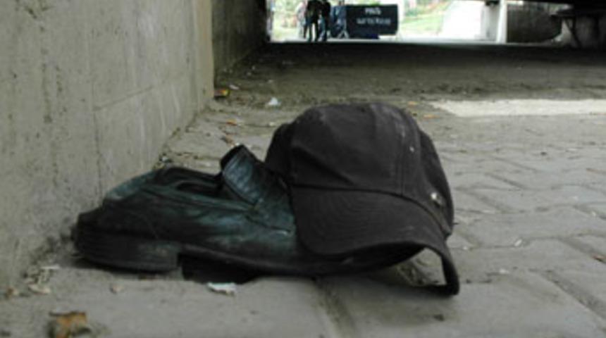 Geriye şapka ve ayakkabısı kaldı