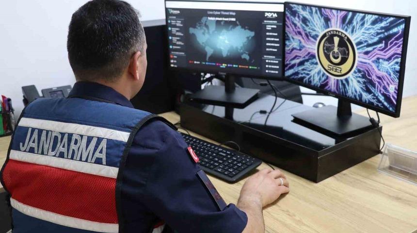 Gaziantep&rsquo;te siber dolandırıcılık operasyonu: 4 şahıs tutuklandı