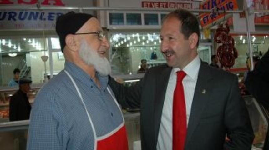 AK Partili &Ouml;z: CHP, BDP ve MHP aynı kaynaktan besleniyor