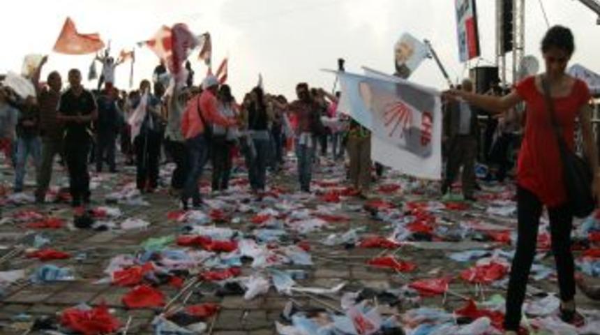 Kılı&ccedil;daroğlu, pankart a&ccedil;an taşeron iş&ccedil;ileri duymadı