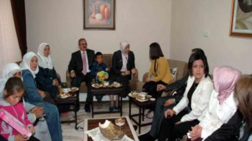 Er&ccedil;iş'e gelen k&ouml;yl&uuml; kadınlar 5 yıldızlı misafirhanede ağırlanacak