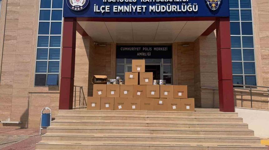 Adana&rsquo;da uygulamada uyuşturucu yakalatan 2 ş&uuml;pheli tutuklandı
