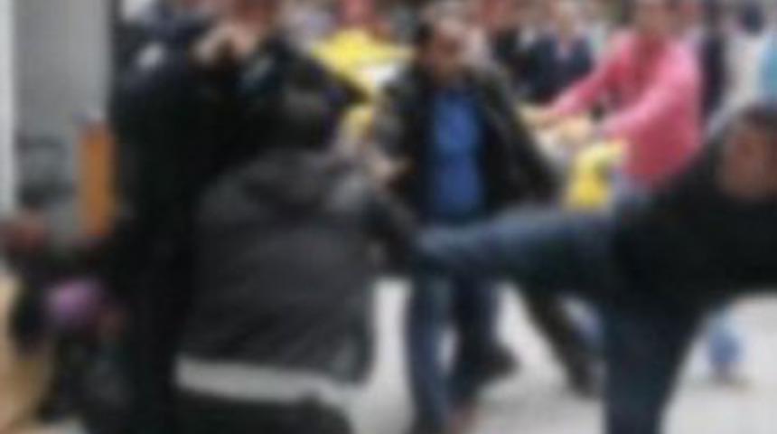 K&uuml;&ccedil;&uuml;k&ccedil;ekmece'de MHP - BDP gerginliği