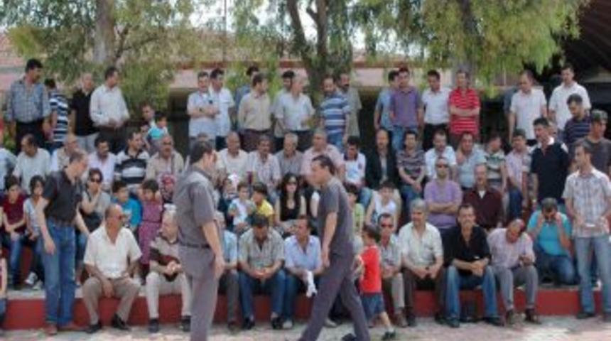 Berdan iş&ccedil;ileri eylem yaptı