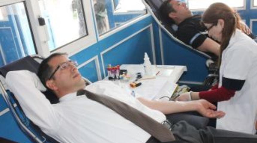 Kan bağışı rekoru kırılacak