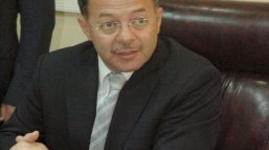 Bakan Akdağ: Siyaseti k&ouml;r d&ouml;v&uuml;ş&uuml;ne benzetmeyin