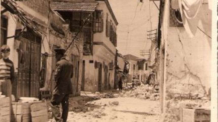 İngiliz subayın &ccedil;ektiği deprem fotoğrafları Fethiye&rsquo;de sergilenecek