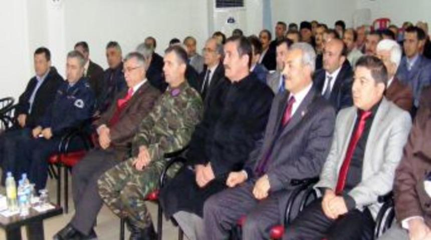 T&uuml;rkoğlu&rsquo;nda Anız Yangınları ilgili bilgilendirme toplantısı yapıldı