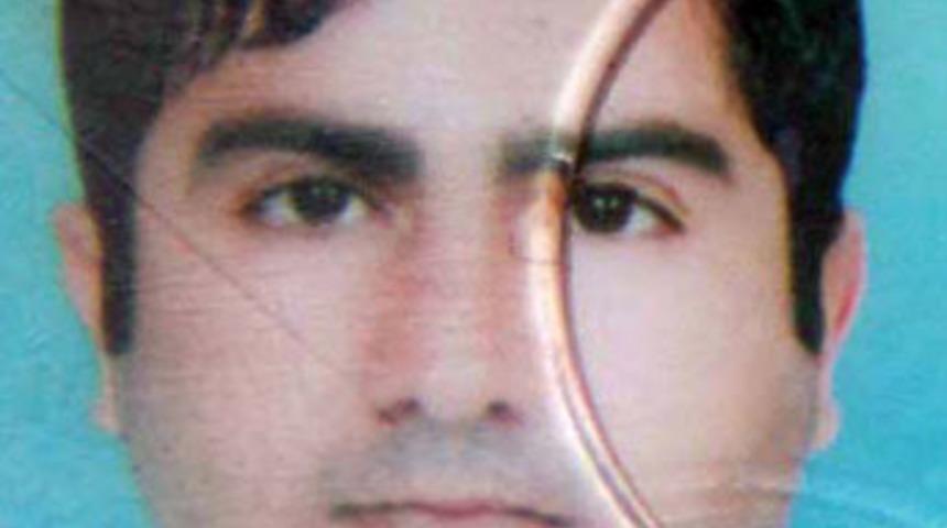 Otomobille kamyonet &ccedil;arpıştı: 2 &ouml;l&uuml;