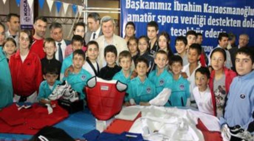 255 amat&ouml;r kul&uuml;b&uuml;ne 2 milyon 596 bin TL&rsquo;lik yardım yapıldı