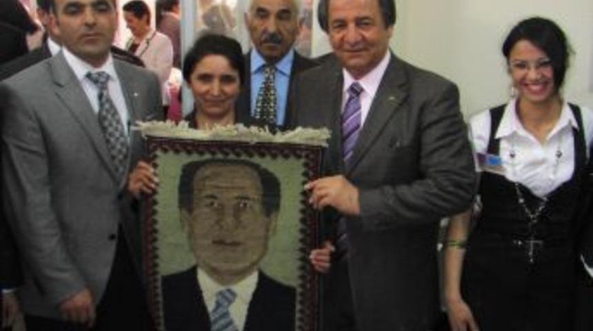 METEM ve halk eğitim merkezi kursiyerleri yıl sonu sergisi a&ccedil;tı