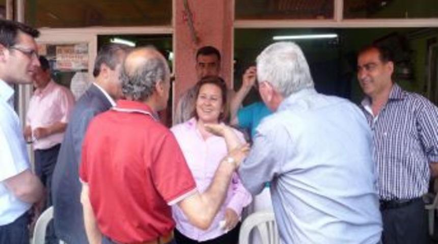 AK Parti Milletvekili G&uuml;rkan k&ouml;y gezilerini s&uuml;rd&uuml;r&uuml;yor