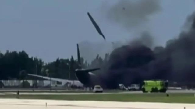 ABD'de havalimanında korkunç uçak kazası: 5 kişi öldü