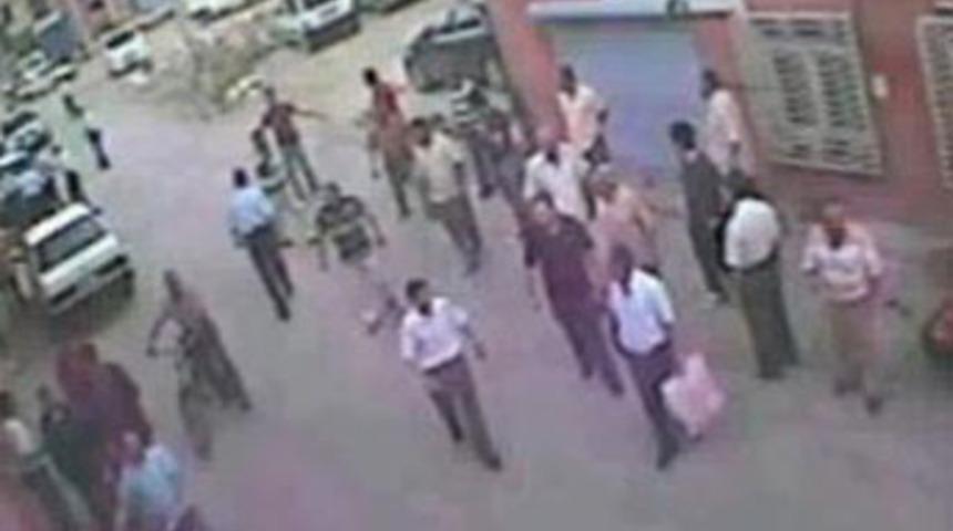 &rsquo;Kızını sat, paramı &ouml;de' mesajı &ccedil;ıldırttı