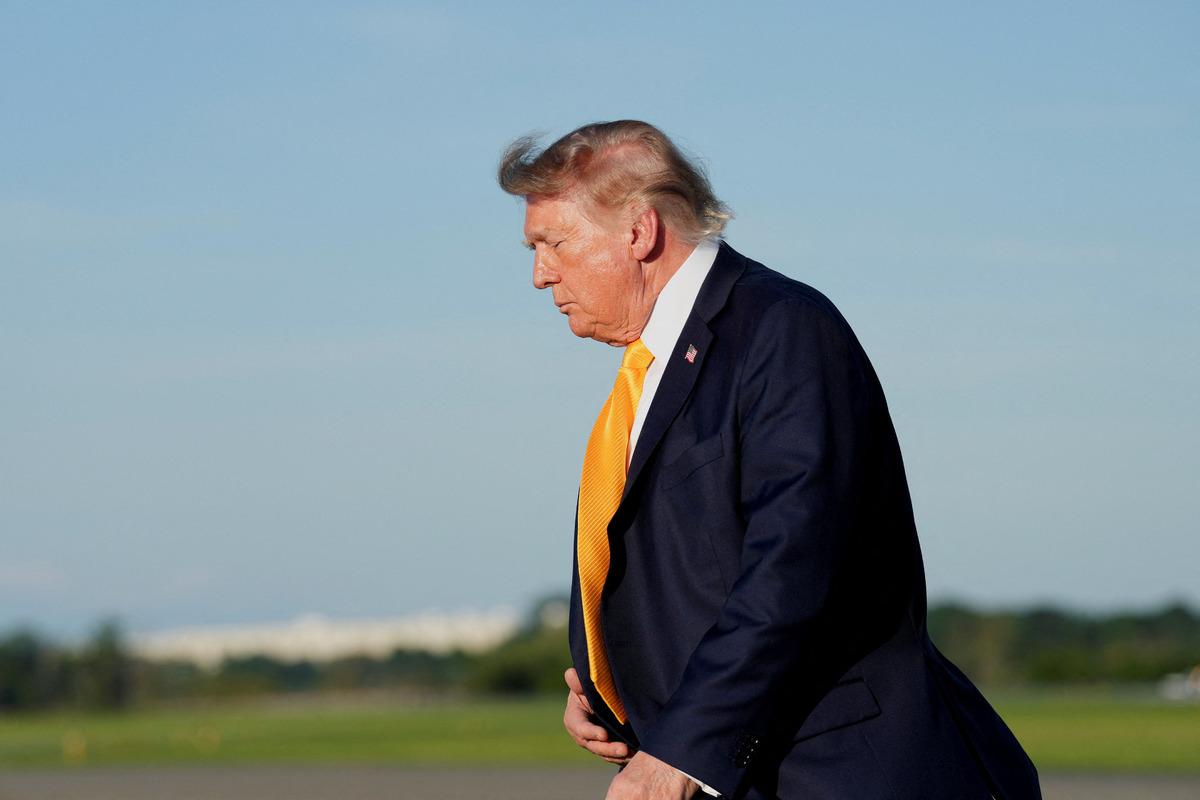 Trump ın yeni imajı! Altın sarısı saçları gitti: "O artık esmer" 1