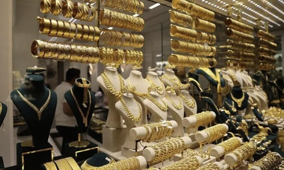 İşe girdi, 40 bin TL aylıkla 3 yılda bir villa 2 daire aldı! Ger&ccedil;ek ortaya &ccedil;ıktı 3