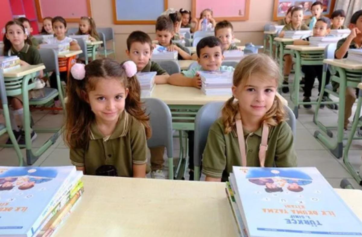 Okullar açılıyor! Uyum haftası bugün başlıyor, kamuda çalışana 3 saat izin 1