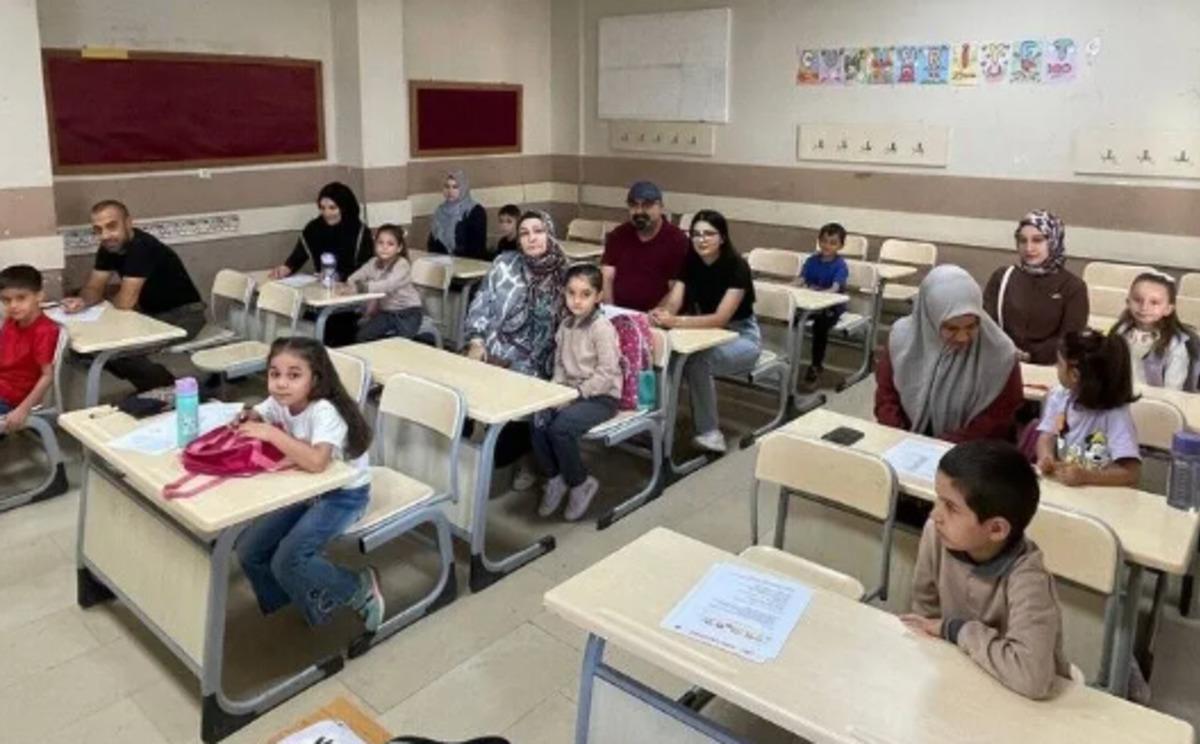 Okullar açılıyor! Uyum haftası bugün başlıyor, kamuda çalışana 3 saat izin 2