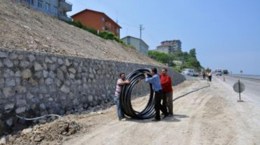 İçme, atık su hatları yol dışına çıkarılıyor