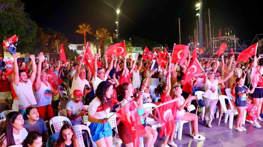 A Milli Kadın Voleybol Takımı&rsquo;nın şampiyonluğu Bodrum&rsquo;da coşkuyla kutlandı