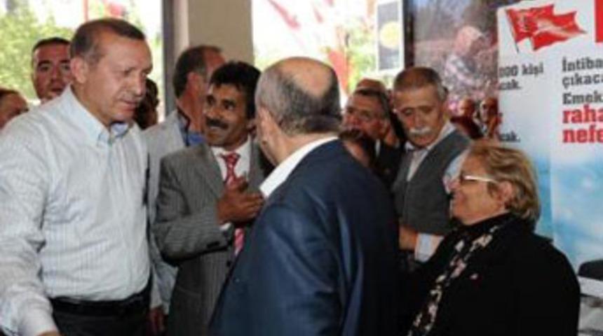 Başbakan'dan CHP'ye s&uuml;rpriz ziyaret